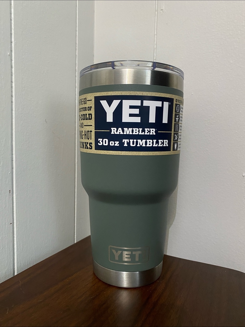 Yeti Rambler 30 oz Tumbler Rare and Retired Camp Green